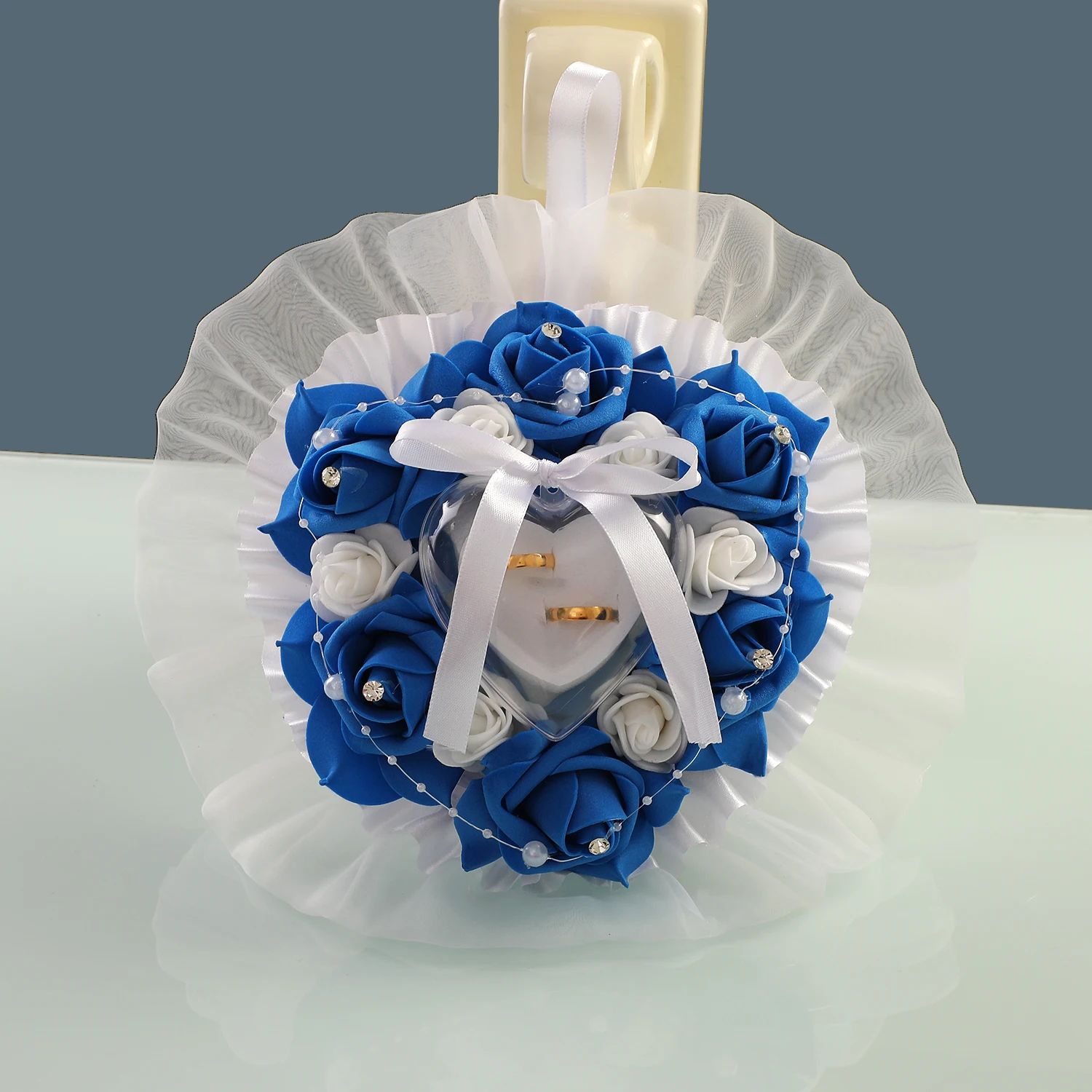 Eheringträger mit Rosenblüten-Dekor, herzförmige Ringbox, romantisches Ehering-Kissen, Verlobungsfeier-Zubehör Image