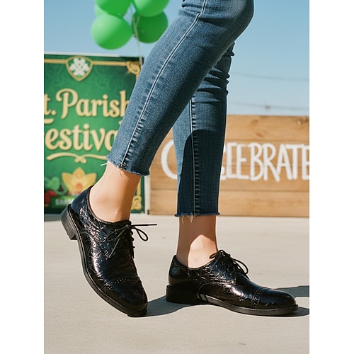 Grüne Oxford-Schuhe in Kroko-Optik für Damen – Schnürschuhe mit niedrigem Absatz für die St. Patrick's Day Parade und Outfits für irische Feste Feiertagsfeiern Image