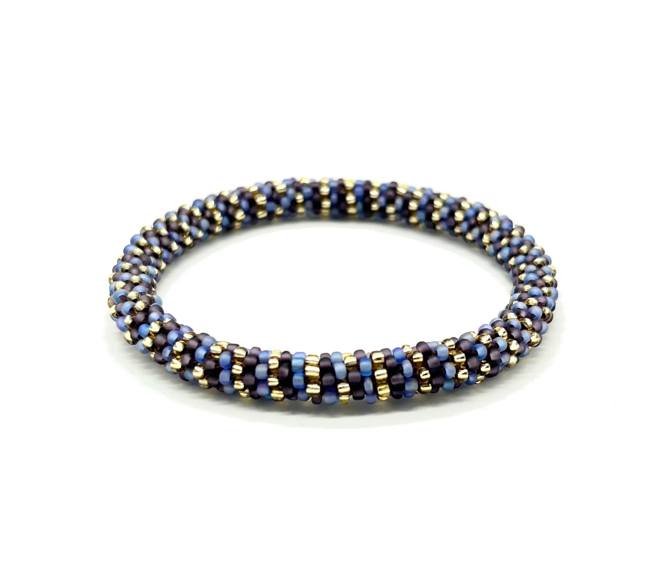 Braccialetto di perline fatto a mano da donna nepalese, braccialetto di perline di vetro ceco, braccialetti all'uncinetto, regalo per una buona causa,