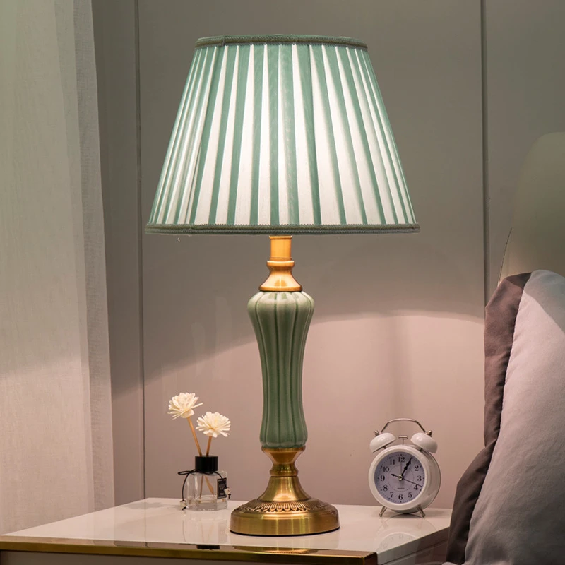 Moderne Hotel Nachttisch lampe Tisch Keramik Licht Nordic Ins Stoff Schreibtisch Licht Haushalt Foyer Wohnzimmer Nachttisch Arbeits zimmer Schreibtisch lampe Image
