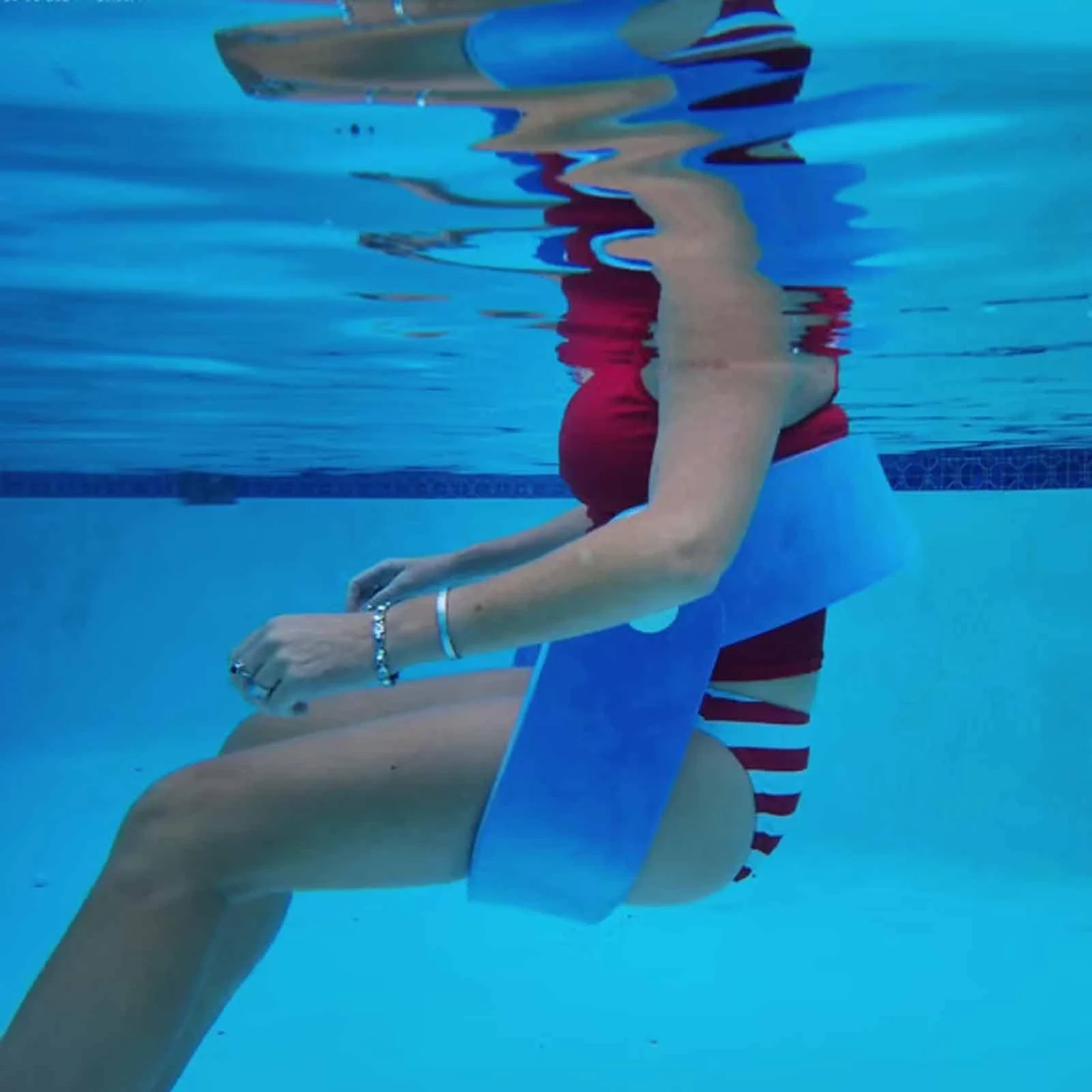 Tragbarer faltbarer schwimmender Stuhl für Schwimmbad im Freien, Strand, Seeentspannung, leichter schwimmender Wassersitz