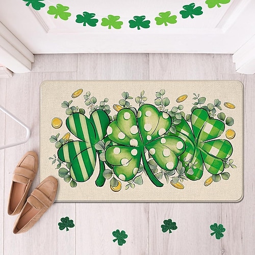 Fußmatte zum St. Patrick's Day, irisches vierblättriges Kleeblatt-Design, Eingangsmatte, festlicher grüner Kleeblatt-Türteppich für die Feierlichkeiten zum St. Patrick's Day. Image