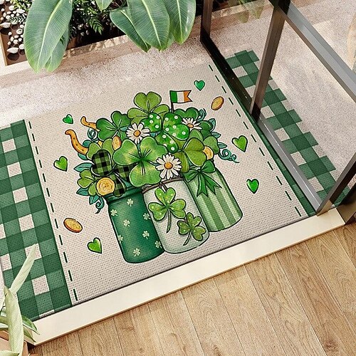 Fußmatte zum St. Patrick's Day, irisches vierblättriges Kleeblatt-Design, Eingangsmatte, festlicher grüner Kleeblatt-Türteppich für die Feierlichkeiten zum St. Patrick's Day. Image
