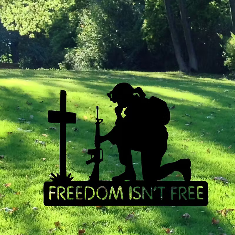 Generic Soldier Silhouette Garden Decoration Kneeling Soldier Statue Ornaments Yard Signs Independence Day Garden Art for Lawn Outdoor Home Decoration