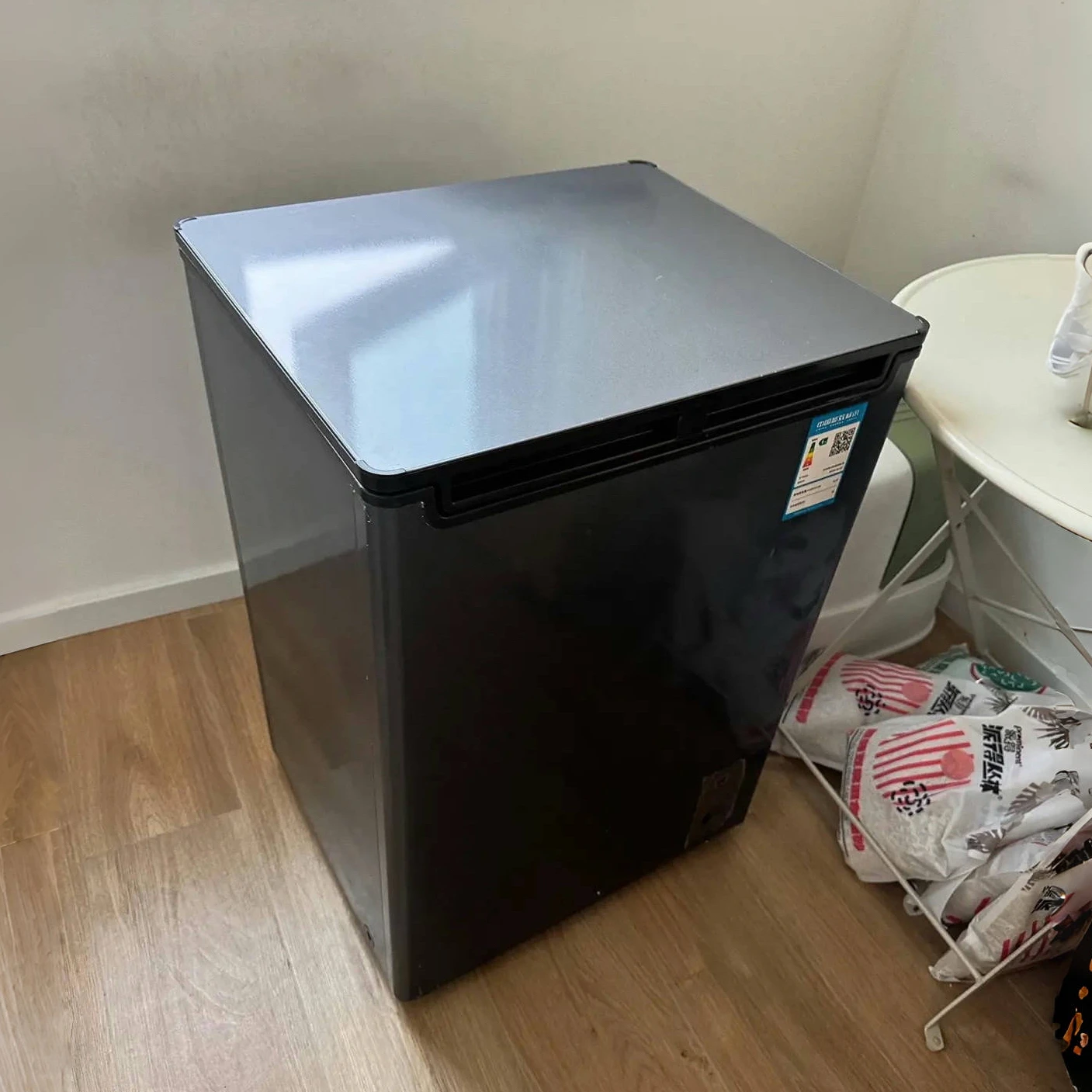 D 138L congélateur réfrigérateur réfrigérateurs commerciaux Mini refroidisseur inverseur réfrigérateurs refroidisseur Neveras réfrigérateurs de Table