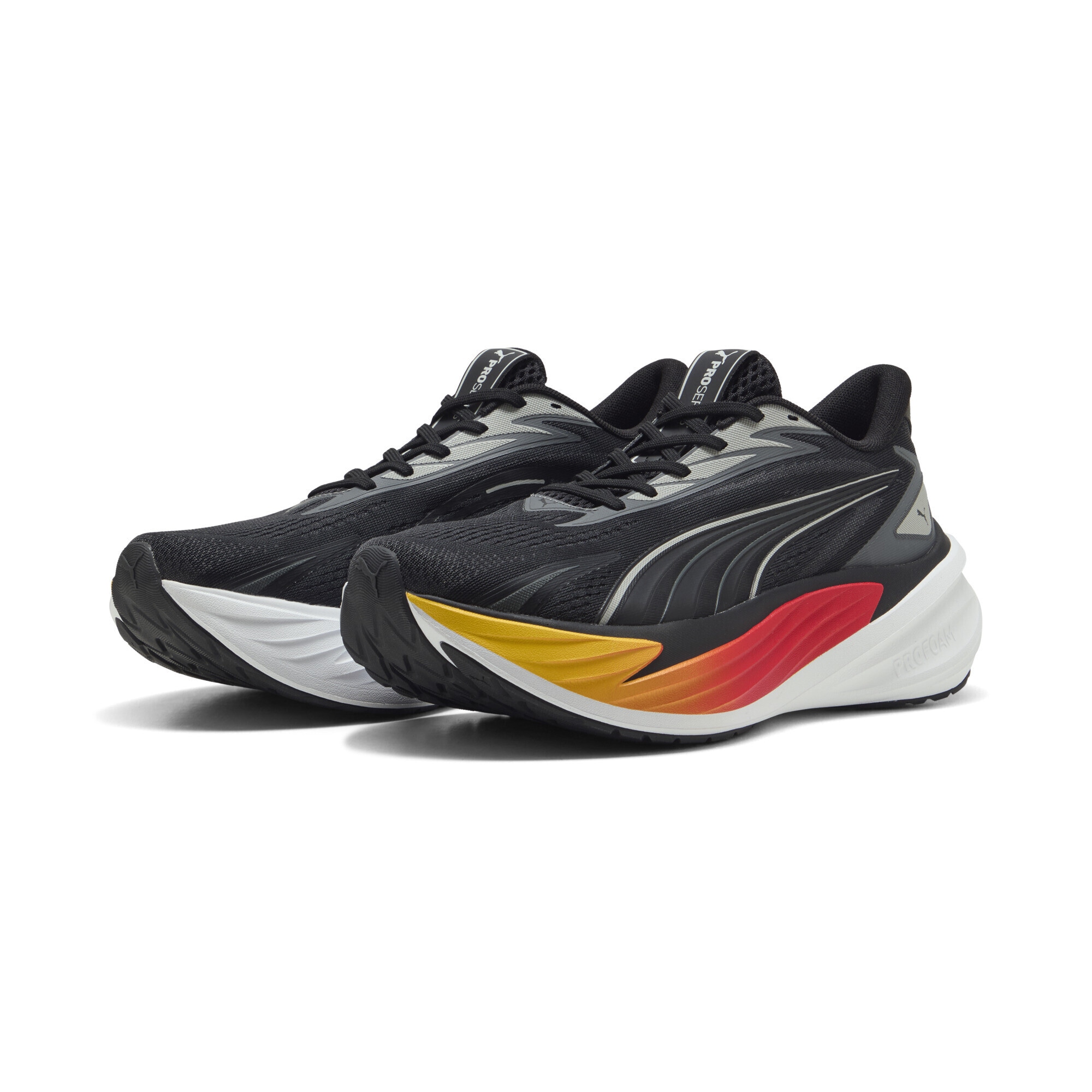 Trainingsschuh PUMA "Maxima Pro Laufschuhe Erwachsene", Herren, Gr. 37, schwarz rot gelb sizzle weiß, Obermaterial: Textil, Synthetik; Futter: Textil; Innensohle: Textil; Laufsohle: Gummi, Schuhe