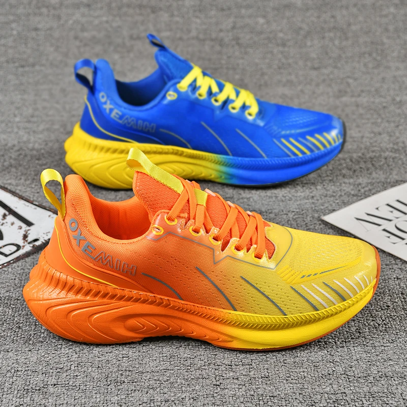 Neue leichte Frühlings- und Herbst-Sportschuhe für den täglichen Gebrauch, stoßdämpfende Trainingslaufschuhe für Herren und Damen, Größen 36–44