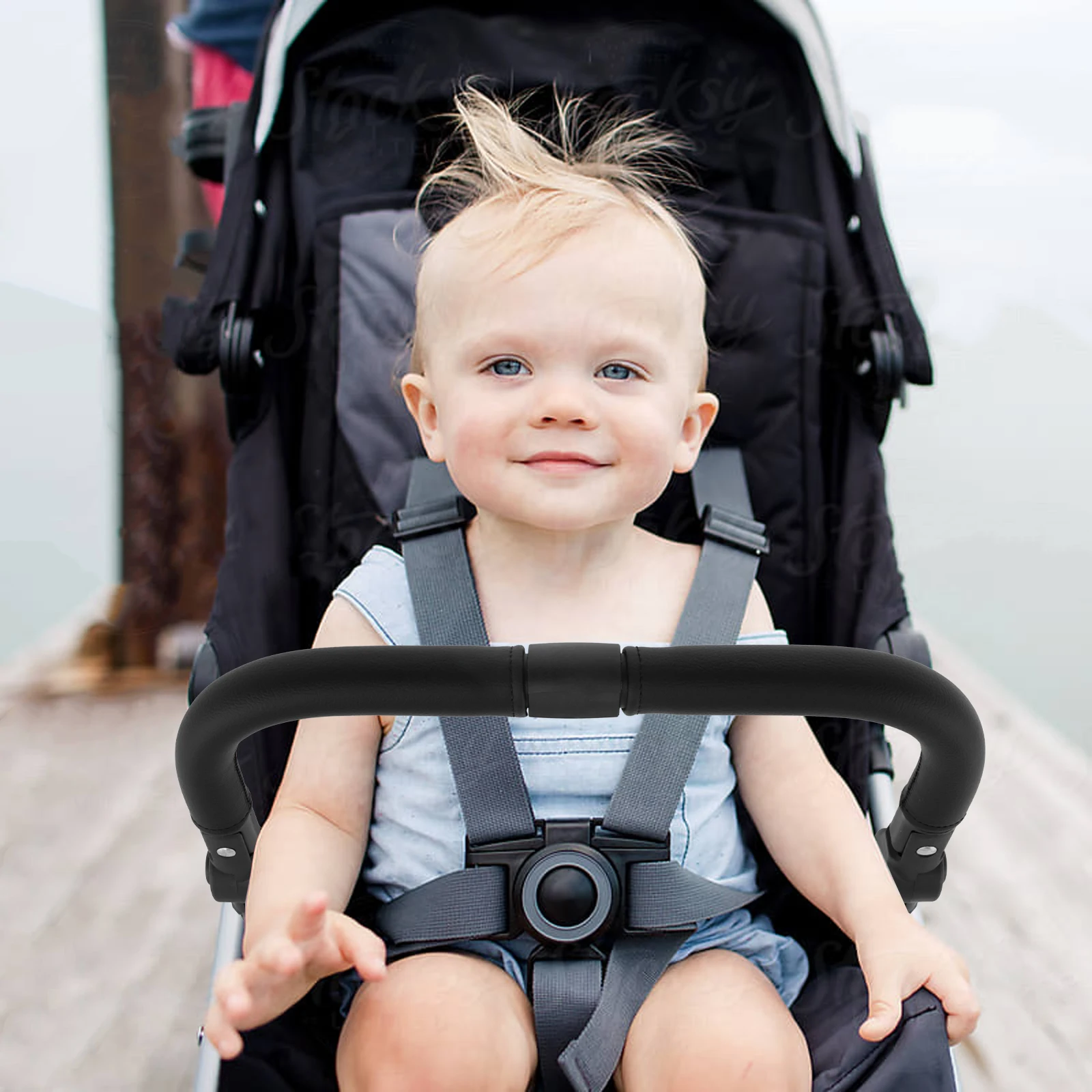 Einstellbarer Winkel Baby Kinderwagen Stoßstange Armlehne Griff Querstange Zubehör mit glatter Ledergriffabdeckung für Kinderwagen Image