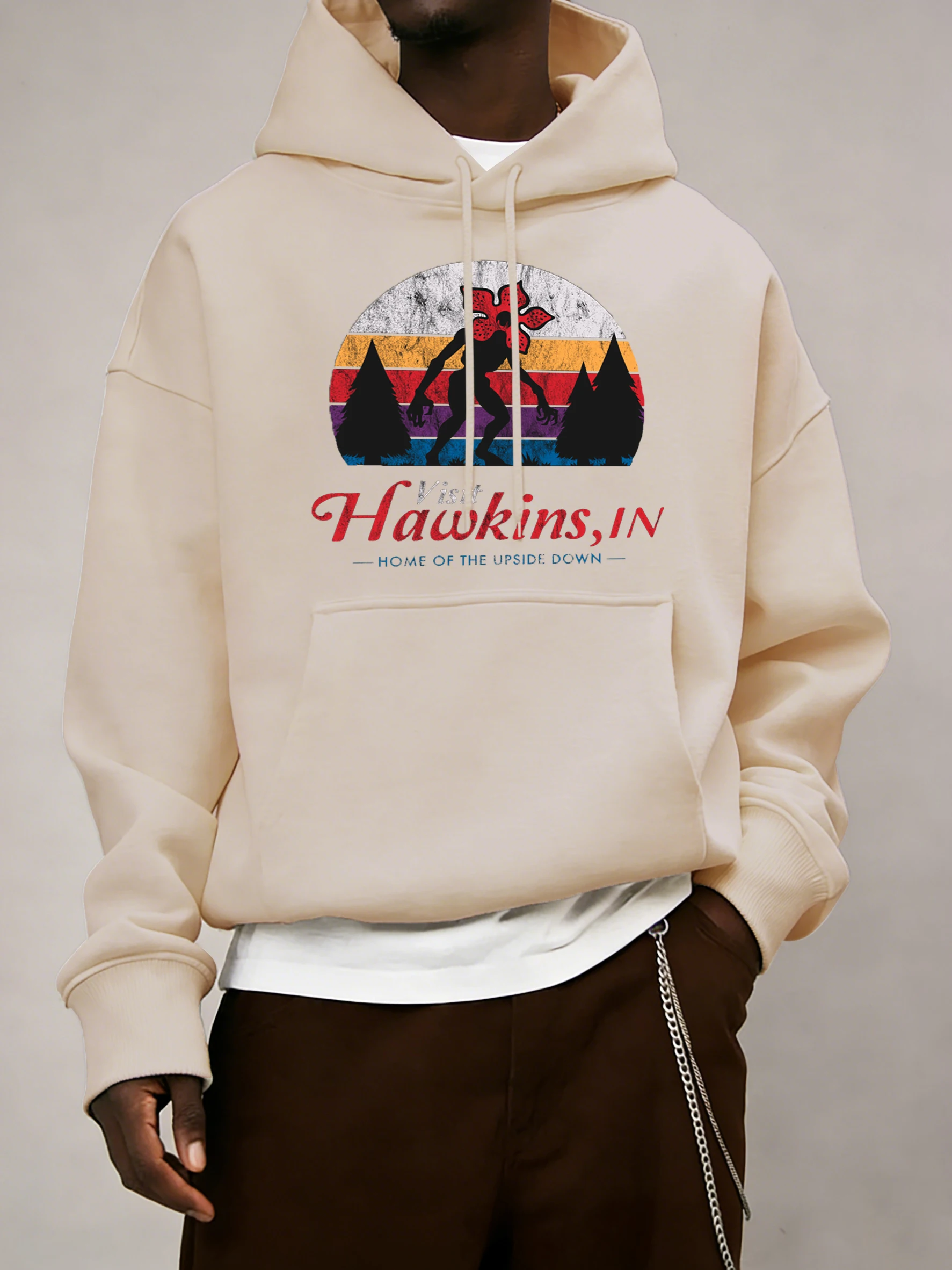 Besuchen Sie Hawkins Bedruckte Herren Sport Basics Hoodies Hip Hop Taschenkleidung Straße Herbst Langarm Unisex Fleece Vintage Kleidung
