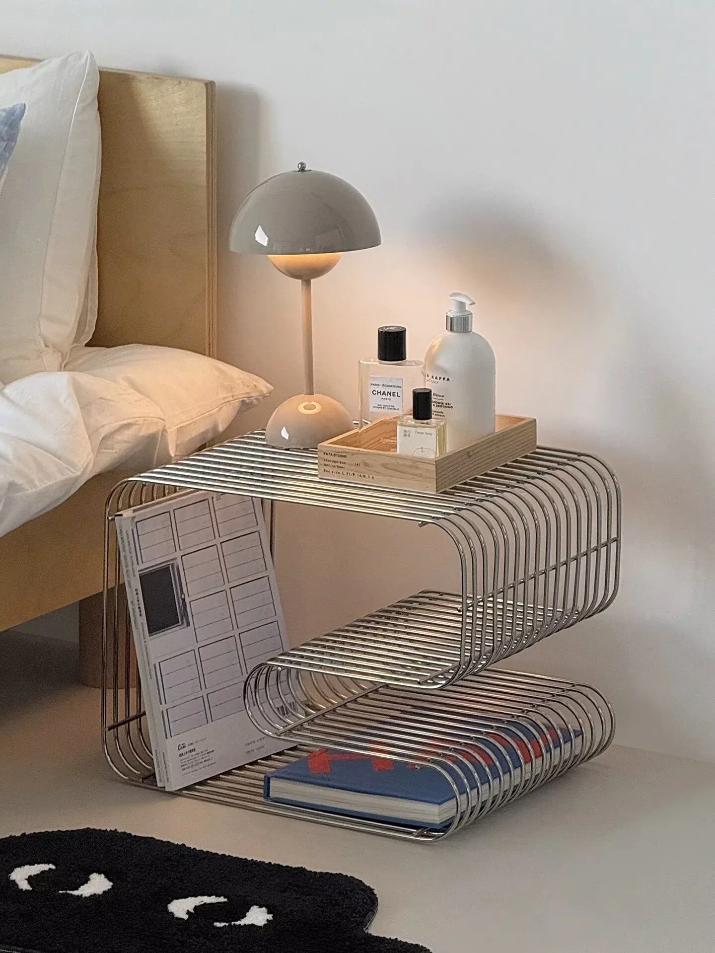 Couchtisch aus Edelstahl, Aufbewahrungstisch, moderner, minimalistischer Zeitschriftenständer, kleiner Couchtisch für das Wohnzimmer Image