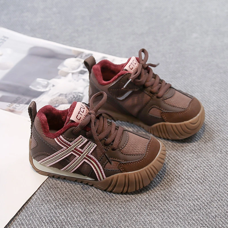 2025, Winter-Sportschuhe für Kinder, leichte und atmungsaktive Sportschuhe für Jungen, modische Freizeitschuhe für Mädchen mit weichen Sohlen