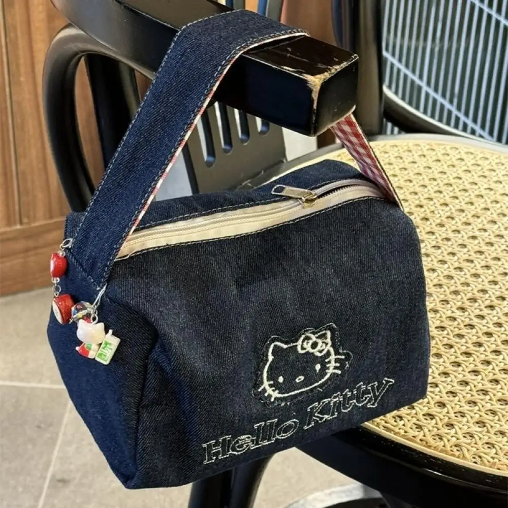 Sanrio Hello Kitty Tragbare Kosmetiktasche Cartoon Kitty Katze Reiseaufbewahrungstaschen Große Kapazität Waschkosmetik Handtasche Frau