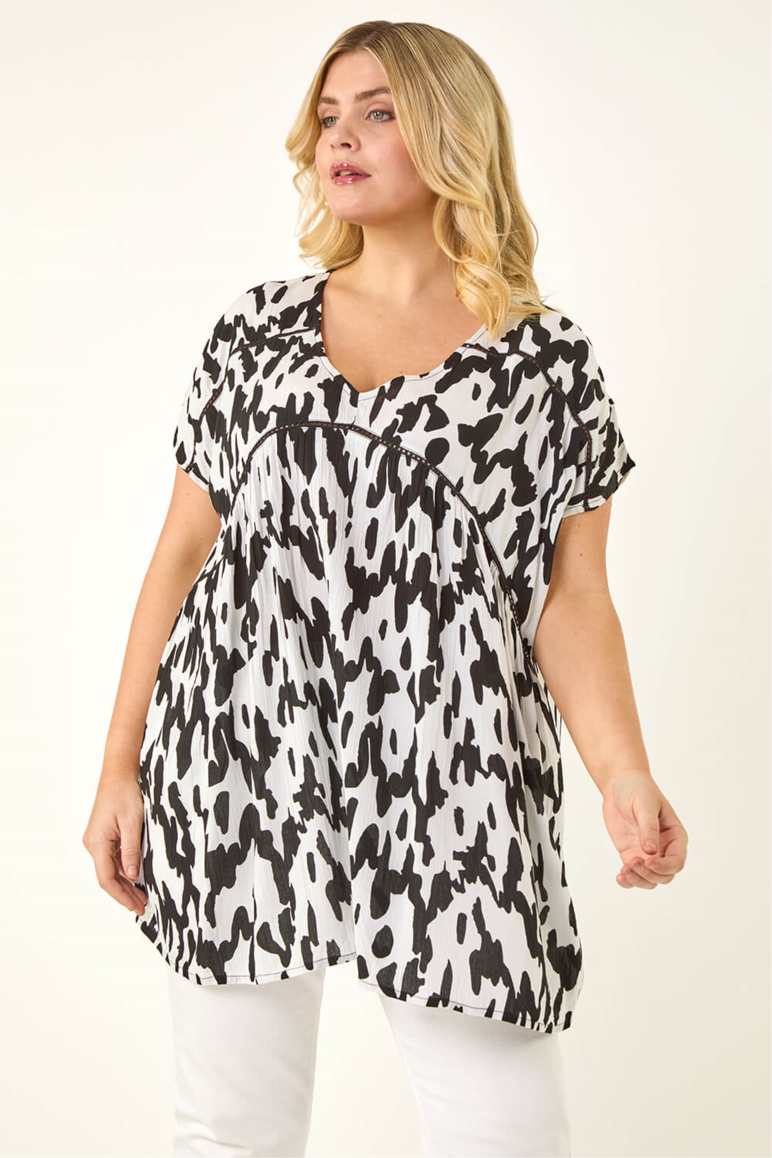 Roman Womens Curve Ladder Printed Top - Black - Size UK 30-32 | Roman Sale | Discount Designer Brands