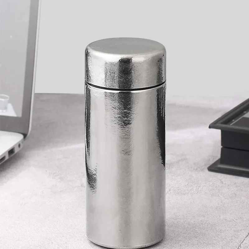 200/300 ml Mini-Thermosbecher mit Teefilter, doppelschichtige Isolierflaschen aus reinem Titan, tragbares Trinkset für den Außenbereich, Wasserflasche Image