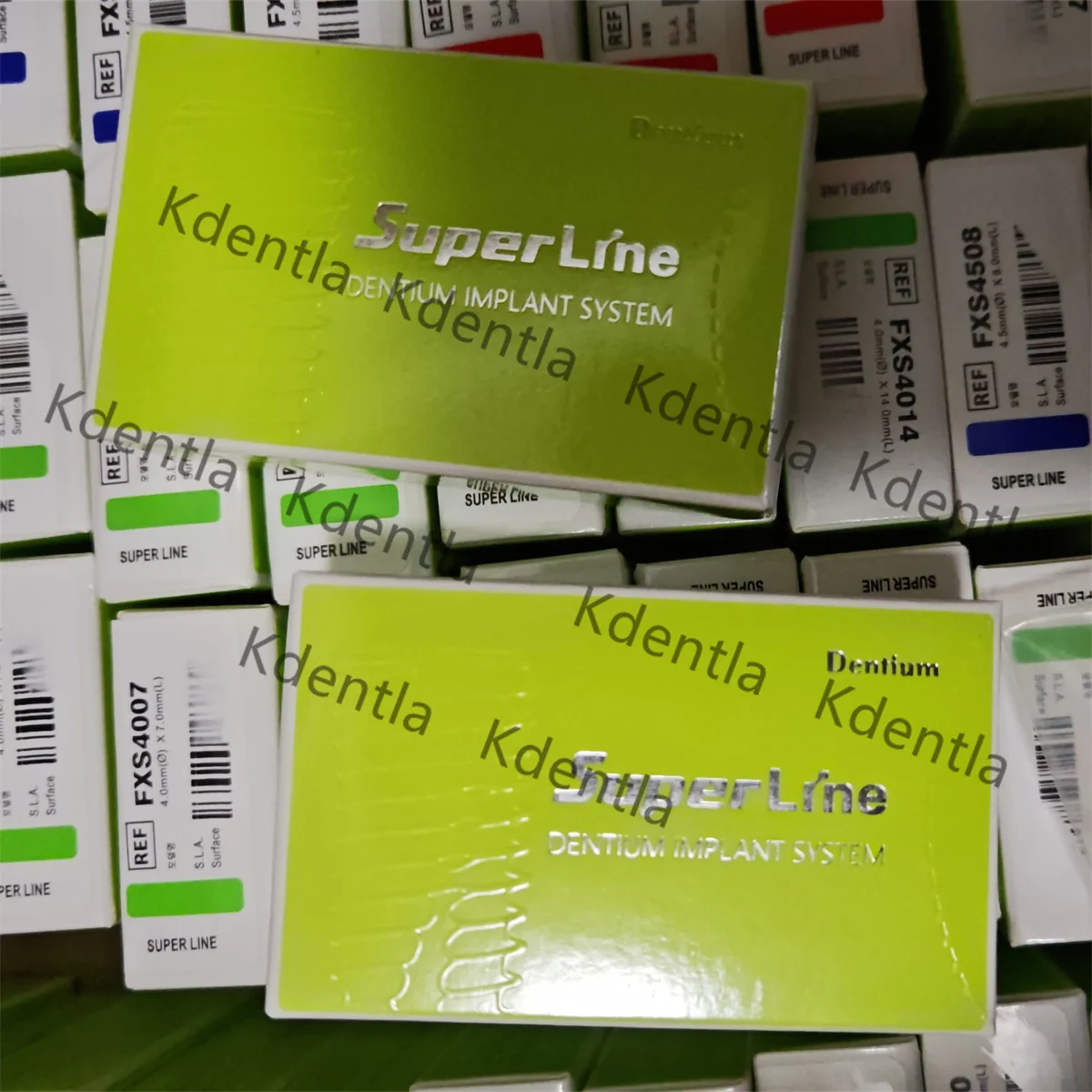 1pc Dental Original Überzogene Schraube Post für Zahn Zahnarzt Materialien Implantat Liefert Image