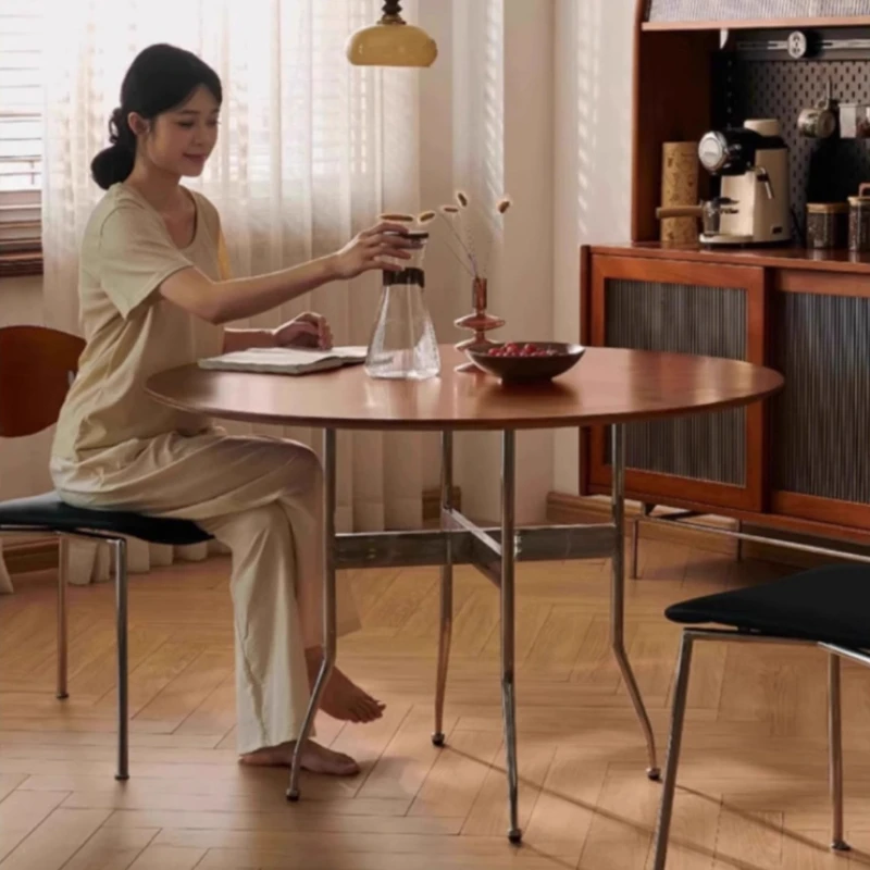 Nouvelle Table à manger moderne en bois massif, petite Table ronde domestique, Tables pliantes rétro, Tables à manger rondes, Tables de balcon