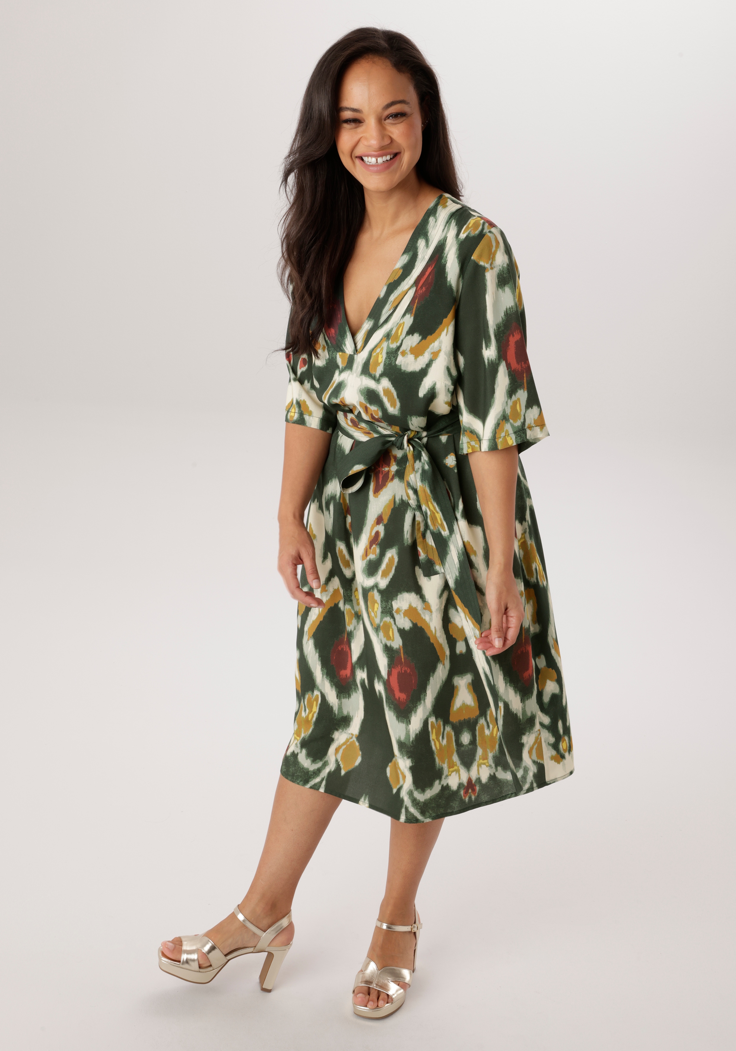 Blusenkleid ANISTON PLUS, Damen, Gr. 52, N-Gr, grün (khaki, weiß, bordeaux, senf), Web, Obermaterial: 100% Viskose, bedruckt, gemustert, figurumspielend kniebedeckend, V-Ausschnitt, Kleider Blusenkleid, mit dekorativer V-Ausschnitt - NEUE KOLLEKTION