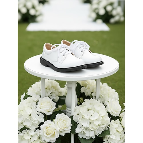 Klassische weiße Schnürschuhe für Jungen, formelle Oxford-Schuhe aus Kunstleder mit strapazierfähiger Sohle, bequeme Schuhe für Blumenjungen bei Hochzeiten, ideal für Zeremonien. Image