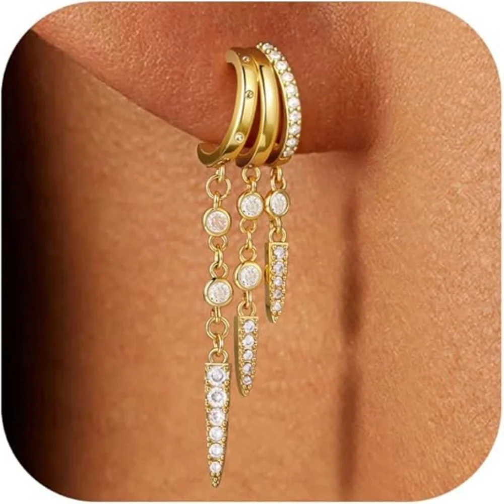 14 Karat vergoldete dreifache Huggie-Ohrstecker für Damen, funkelnde CZ-Kette, Quaste, hypoallergene baumelnde Ohrringe, Schmuck, Geschenke Image