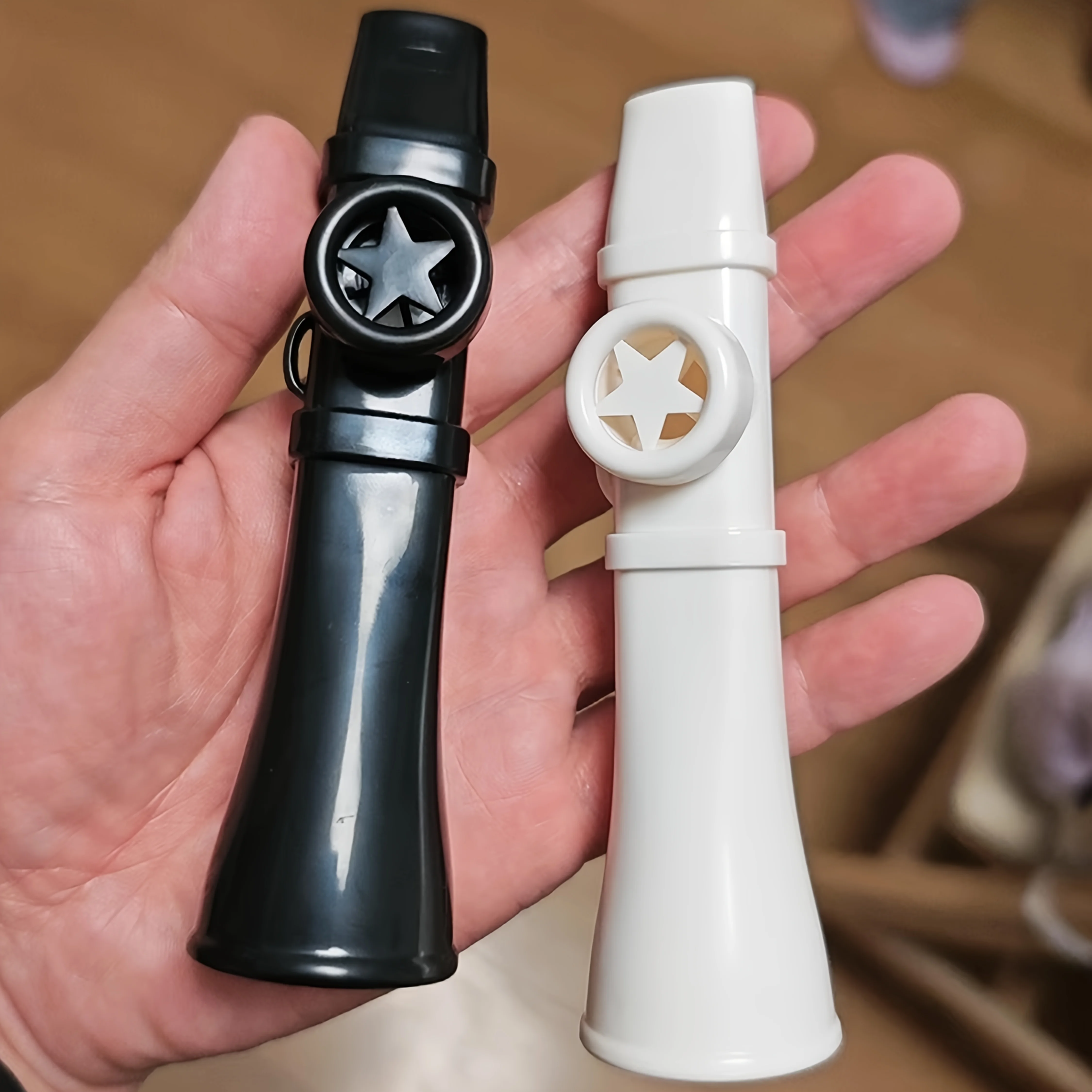 1/2 Stück Mundflöte Instrument Kazoo Kurzmundflöte für Anfänger Einfach zu Spielen Sofortige Improvisation Shows Party Reise Geschenke Image