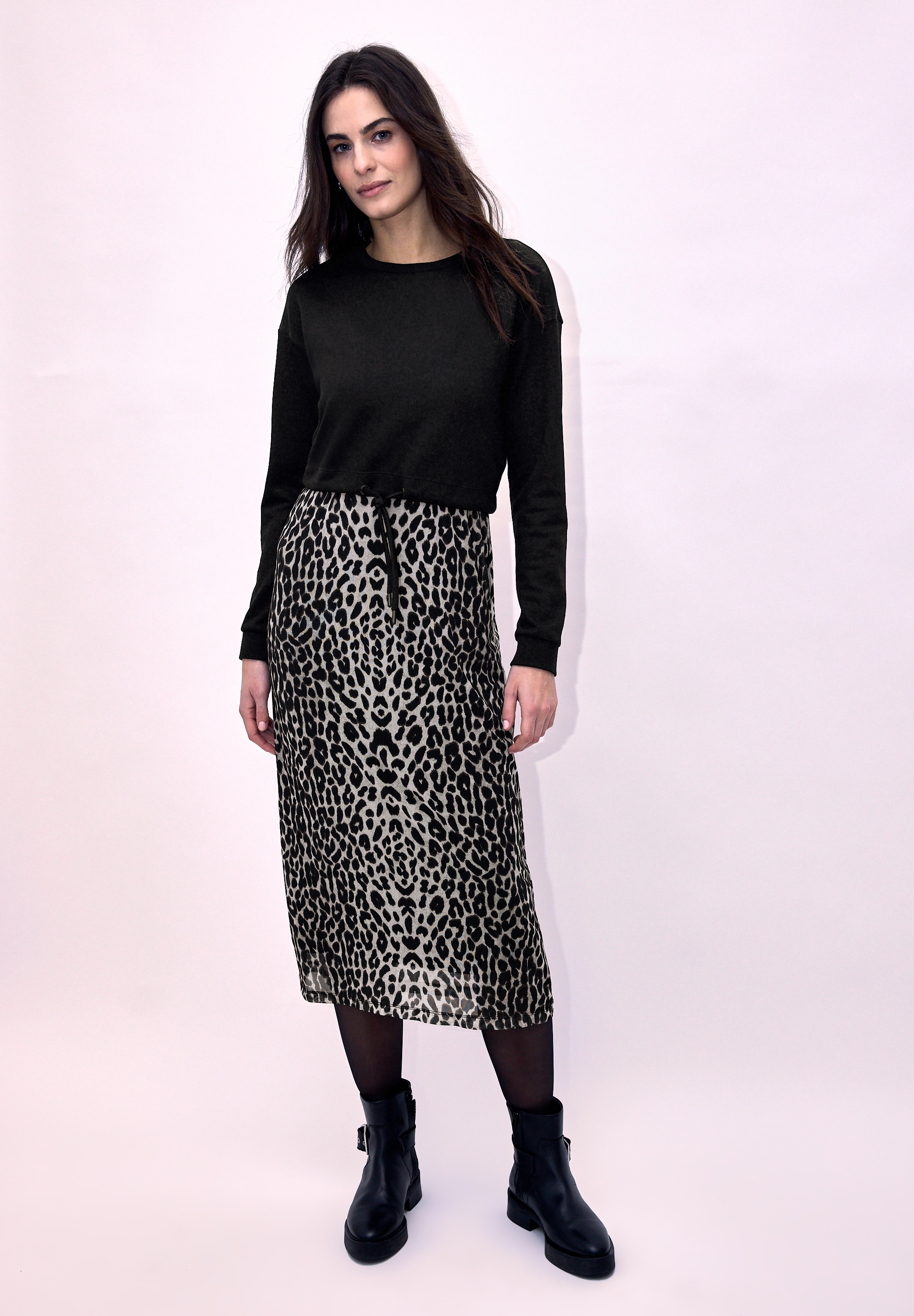 Midikleid STREET ONE STUDIO, Damen, Gr. 38, EURO-Größen, schwarz, Stoff, Obermaterial Oberteil: 69% Polyester, 27% Viskose, 4% Elasthan; Obermaterial Rock: 95% Polyester, 5% Elasthan; Futter Rock: 100% Viskose, animal-print, comfort fit wadenlang,...