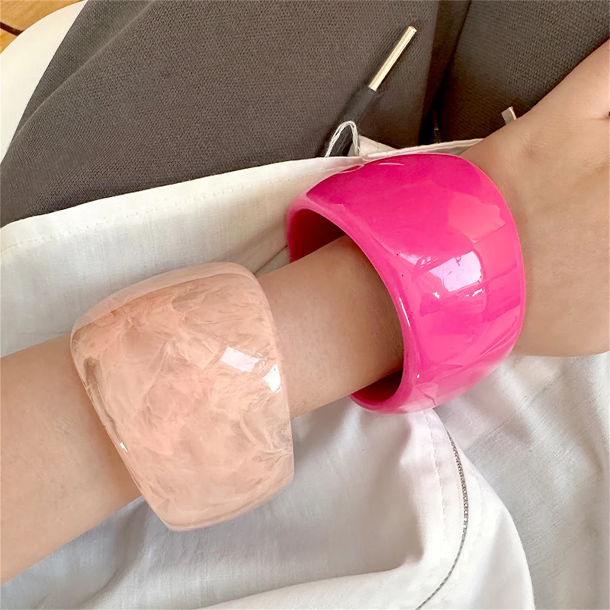 Große breite Bonbonfarben Acrylharz Y2k Hip Hop Runde geometrische Armband Armreif für Frauen übertrieben Ins Armreifen Schmuck