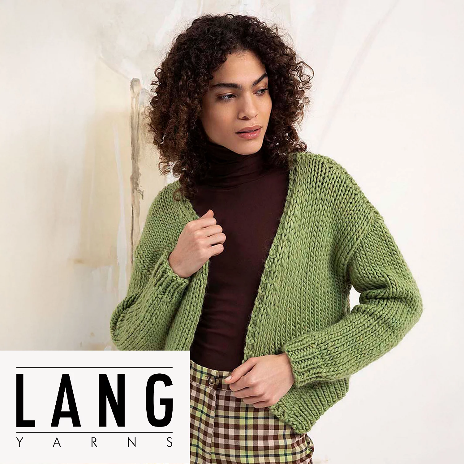 Strickanleitung – Kurze Jacke aus Lang Yarns Bold Image
