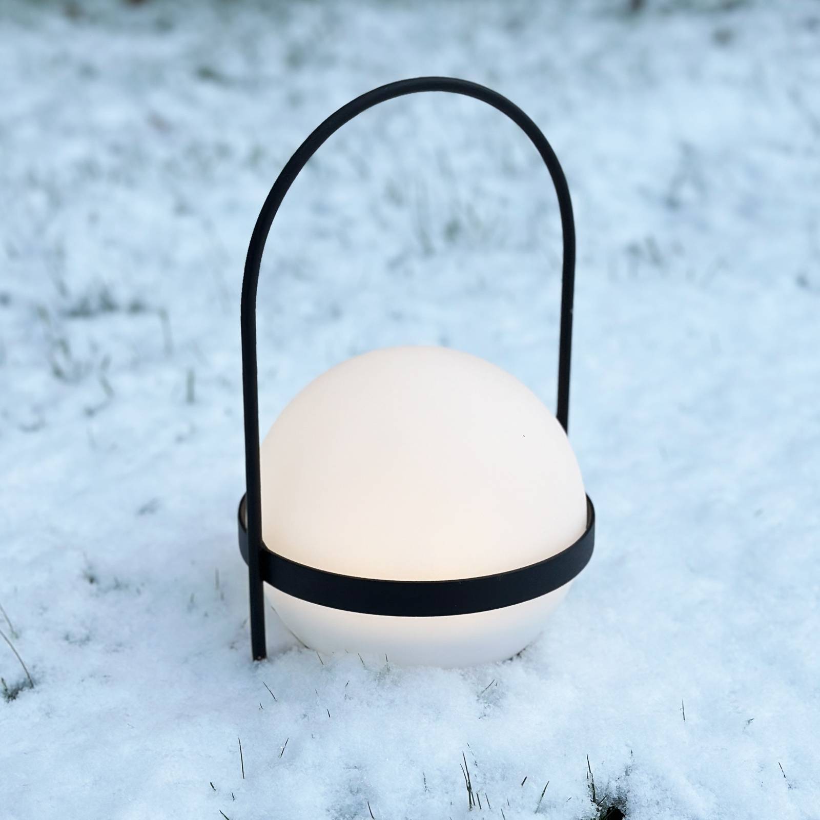 Dyberg Larsen LED-Solarlampe Summer, weiß/schwarz Höhe 26 cm dimmbar, schwarz, Metall, Design, Solarleuchten