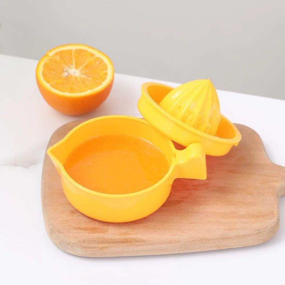 FreshPress Manual Citrus Juicer With Detachable Pulp Filter Handheld Lemon Squeezer & Citrus Press yellow