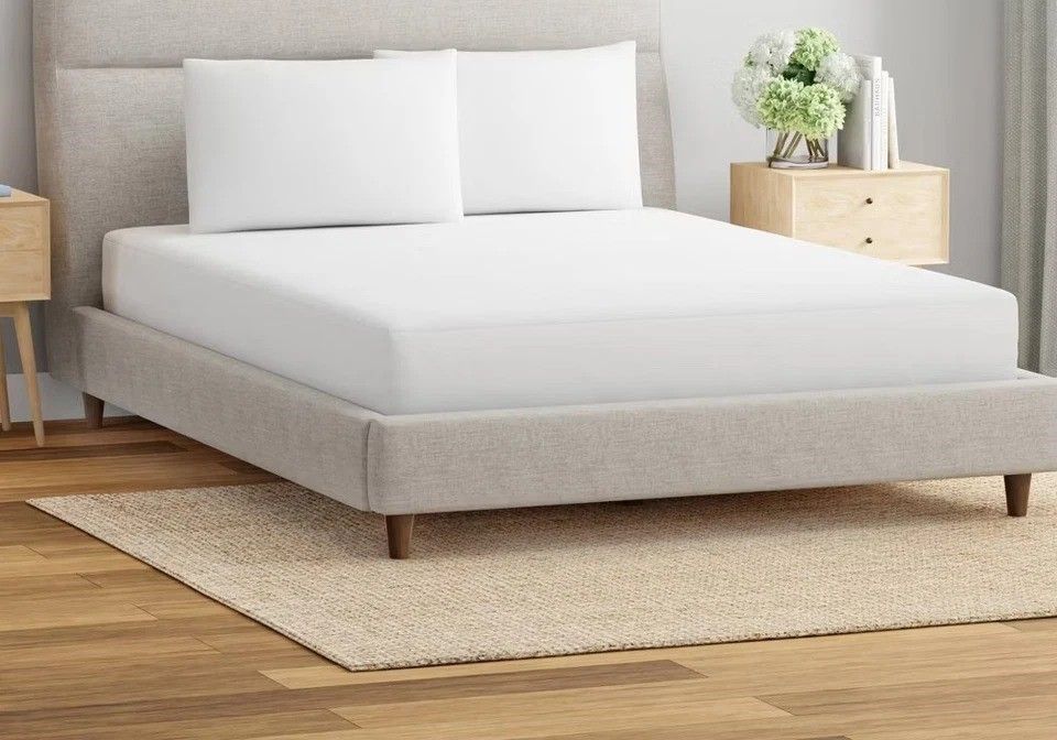 Waterproof Queen Mattress Protector, Soft Terry, Antimicrobial, Allergen Barrier Waterproof Queen Mattress Protector, Soft Terry, Antimicrobial, Allergen Barrier