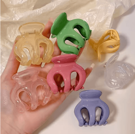 Candy Color Hair Claw Clip Simple Shark Clip Solid Color Hairpin For Women And Girls 1 To 2 PCS d 2pcs