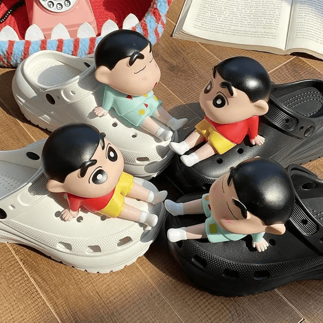 Crayon Shinchan Shoe Charms Anime Cartoon Buckle Decorations 1