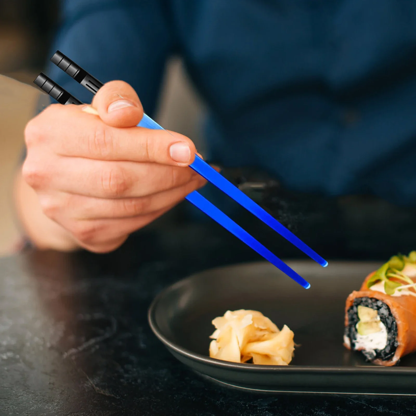 LED Luminous Chopsticks, Light Up Dinning Party Tableware, Multicolor Kitchen Accessories, LED Stick Kitchenware Idea green