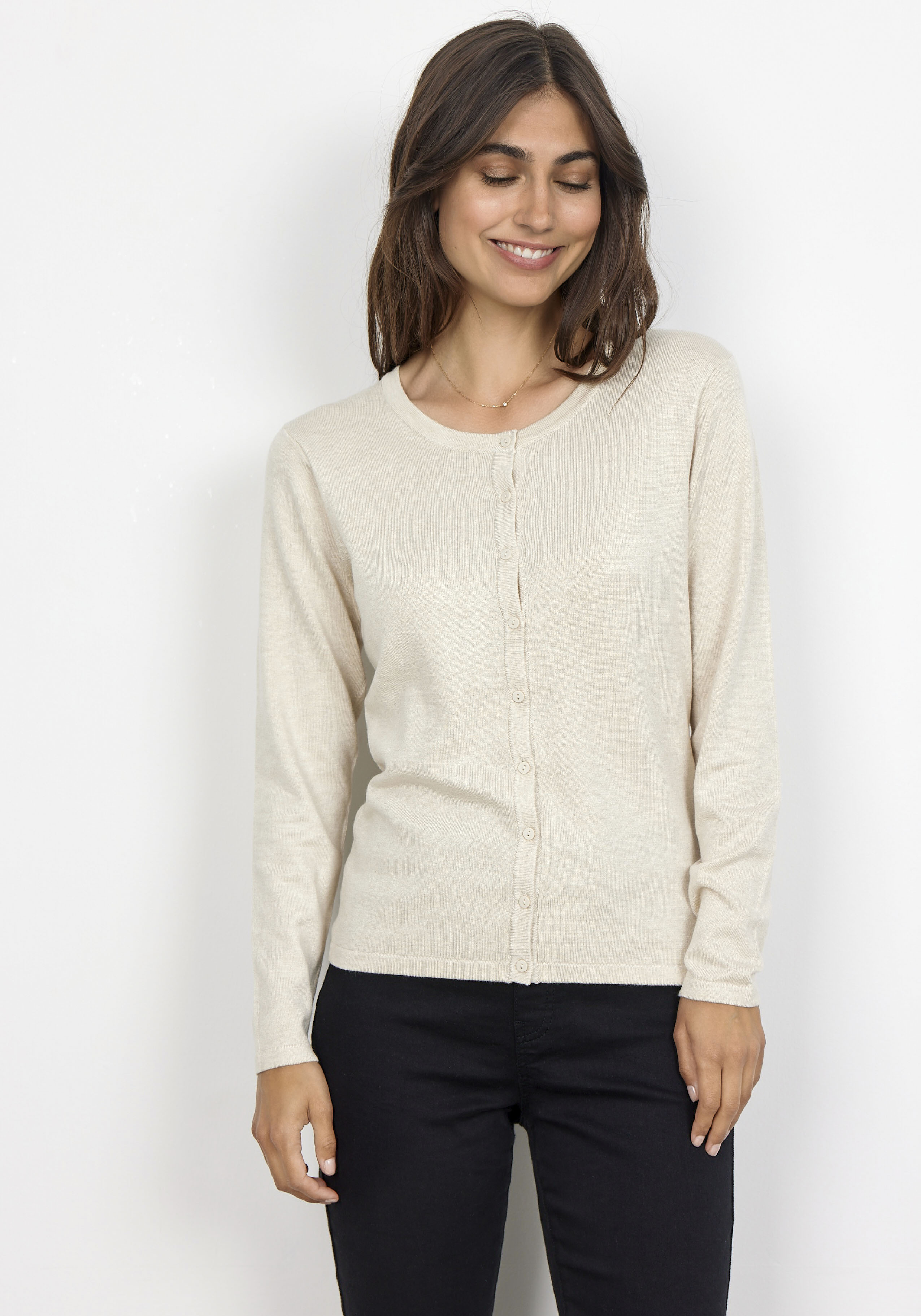 Strickjacke SOYACONCEPT "SC-DOLLIE 446", Damen, Gr. S, beige (cream melange), Feinstrick, Obermaterial: 75% Viskose, 25% Polyamid, gepflegt, figurbetont hüftlang, Rundhals, Rippbündchen, Strickjacken Strickjacke, ein Klassiker