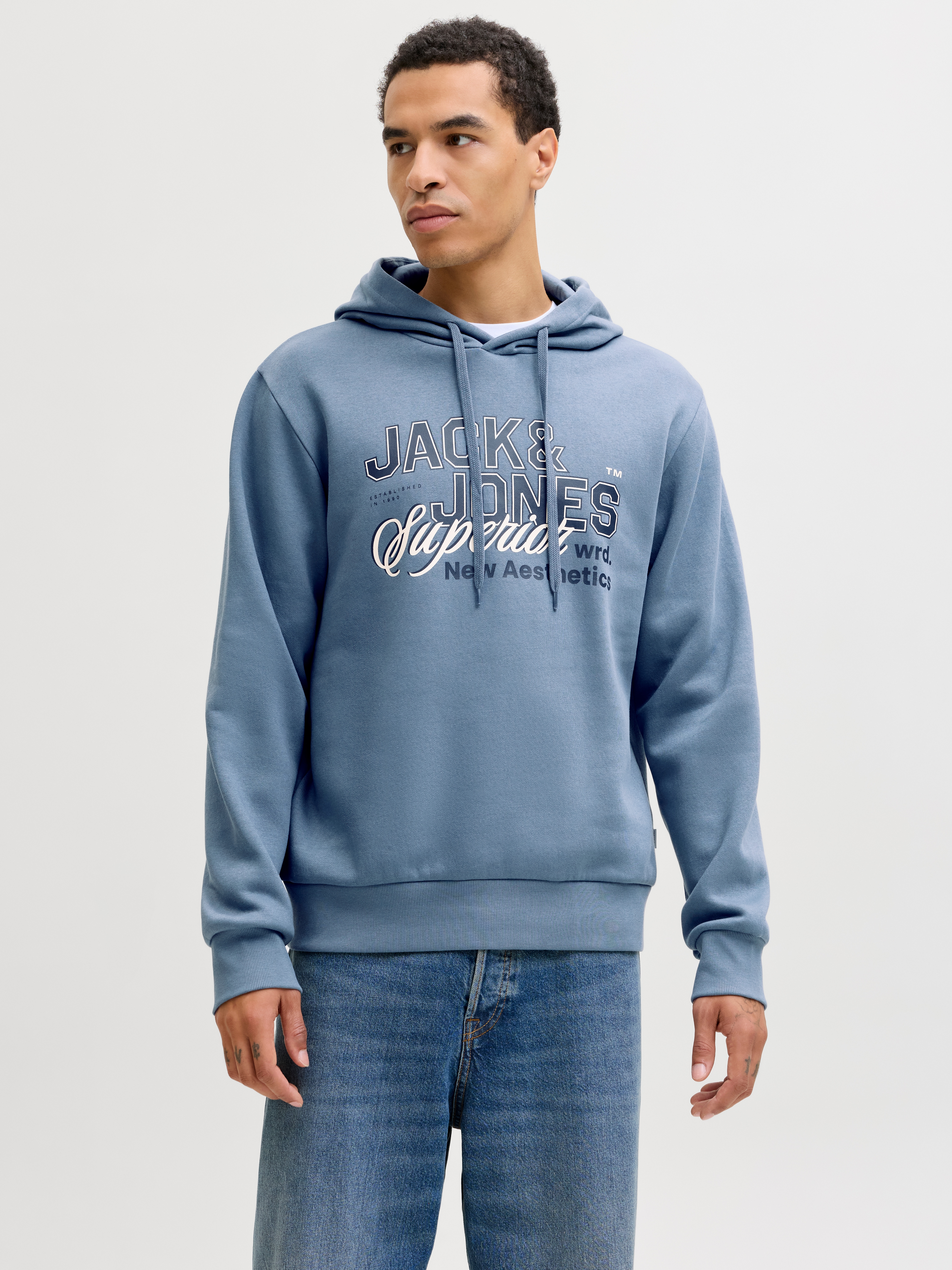 Kapuzensweatshirt JACK & JONES "JJELOGO SWEAT HOOD 2 COL 25/26 NOOS", Herren, Gr. M, blau mirage, angeraute Sweatware, Obermaterial: 70% Baumwolle, 30% Polyester, bedruckt, regular fit normal, Rundhals, Rippbündchen, Sweatshirts, mit stylischem Print