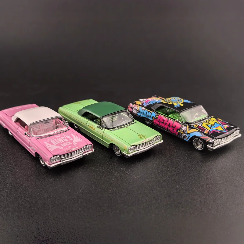 FineWorks 1/64 Impala West Coast Jump Car Open Top Alloy Model * auf Lager Image