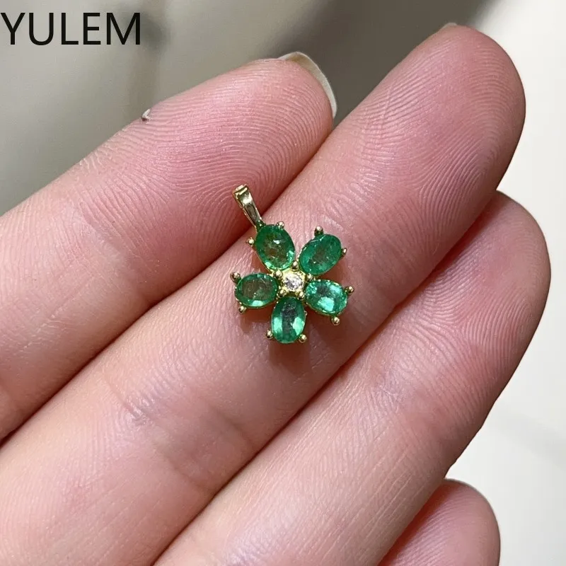 Natürliche Smaragd-Blumen-Design-Anhänger-Halskette aus echtem 925er-Sterlingsilber, grüner Stein, exquisiter Damen-Hochzeitsschmuck Image