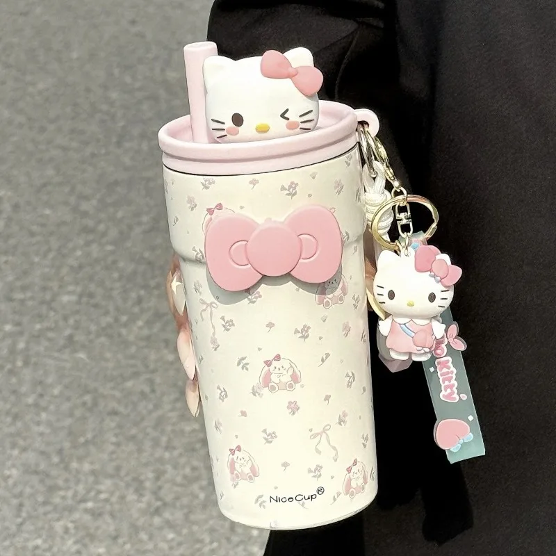 Neuer isolierter Sanrio Hello Kitty-Becher im Campus-Stil mit Strohhalm, großes Fassungsvermögen, auslaufsicher, für Reisen, Kaffee, 316, Tasse, niedlicher Cartoon Image