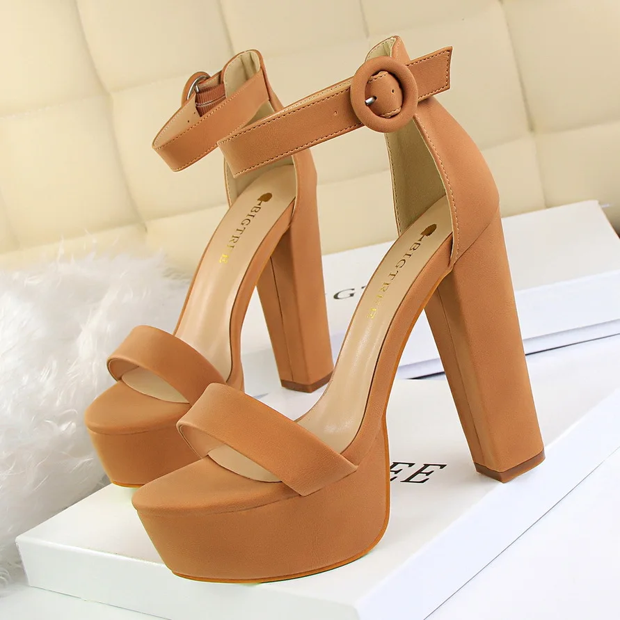 Frauen Pumpen High Heels Neue Damen Schuhe Mode Frauen Sandalen Sexy Plattform Sandalen Hochzeit Frauen Schuhe 2019