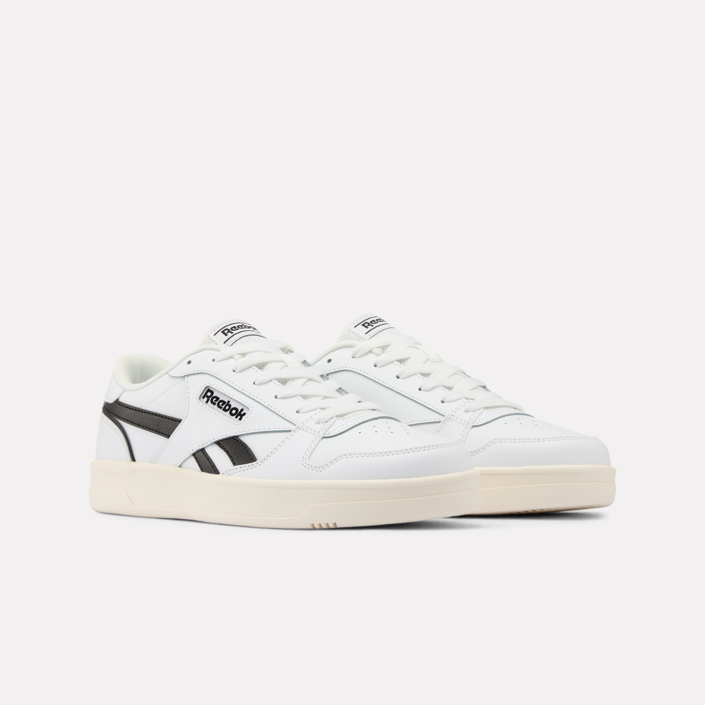 Trainingsschuh REEBOK CLASSIC "REEBOK MATCH PRIME V2", Herren, Gr. 45, chalk, ftwrweiß, schwarz, Synthetik, Textil, Schuhe