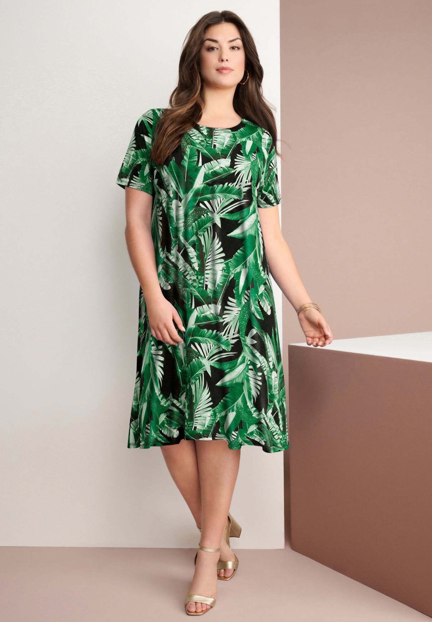 Plus Size Women's Pocket Swing Shirtdress by Roaman's in Green Palm Leaves (Size 14/16)