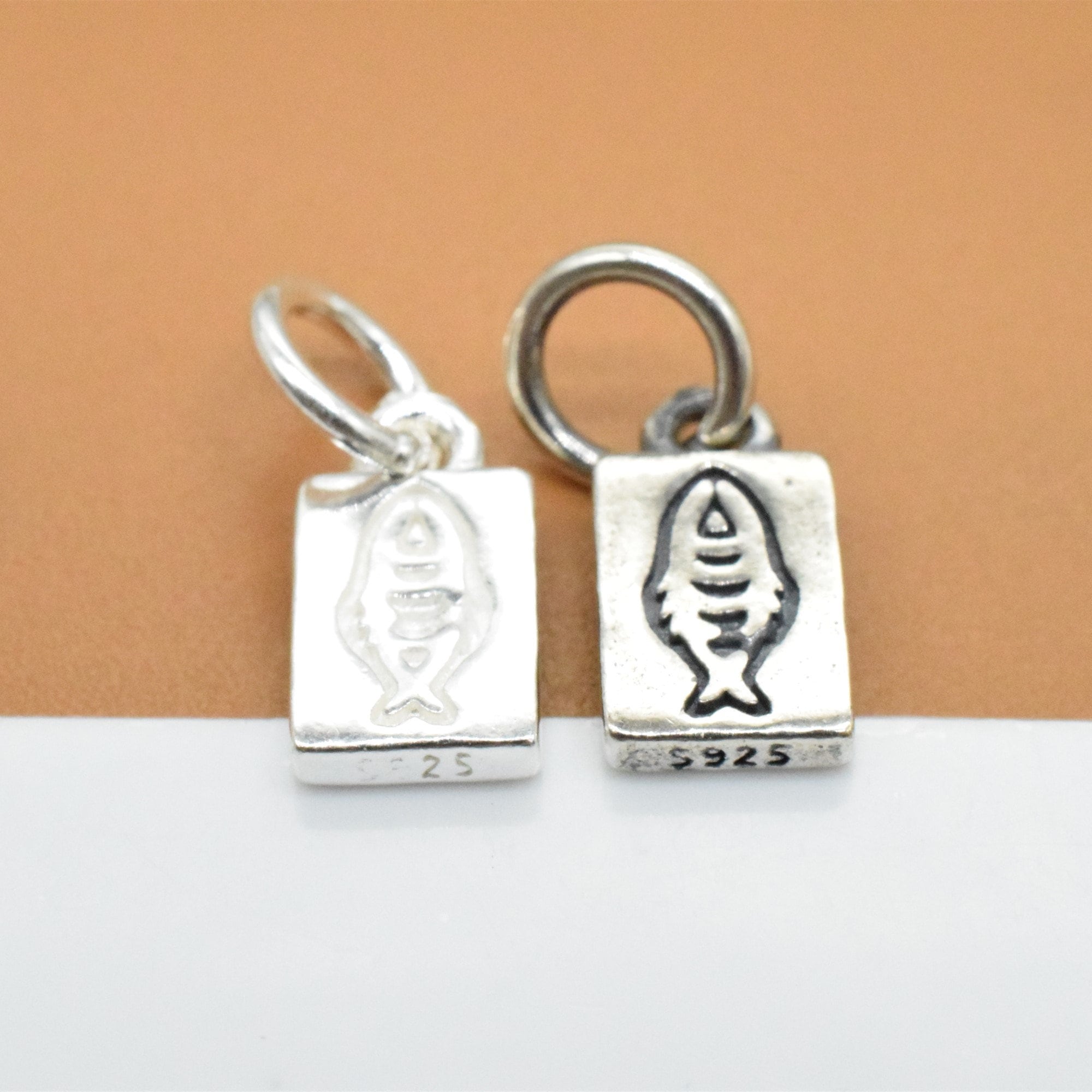 2 ciondoli a forma di pesce in argento sterling, ciondoli a forma di piccolo pesce in argento 925, ciondolo rettangolare, ciondolo oceano, ciondolo ma