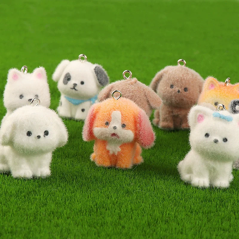 5 Stück beflockte kleine Hunde-Harzanhänger, Tier-Anhänger für DIY-Handykette, Schlüsselanhänger, Ohrring-Zubehör für Schmuckherstellung Image