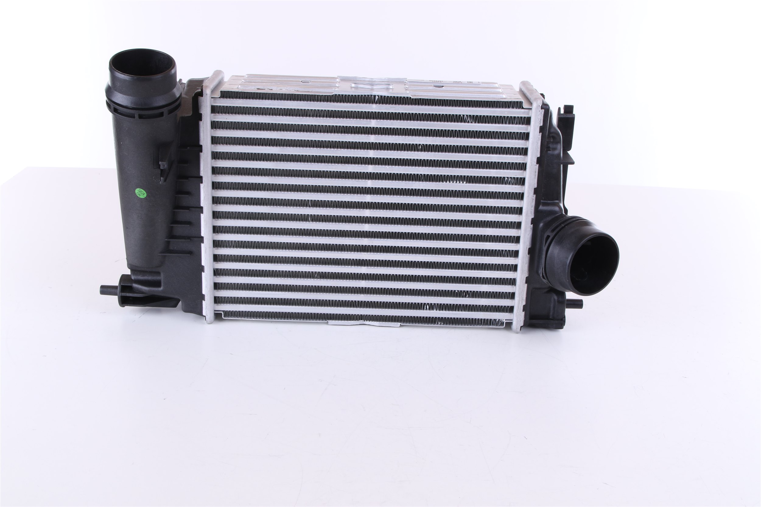 NISSENS Ladeluftkühler RENAULT 961521 144962803R Intercooler Image