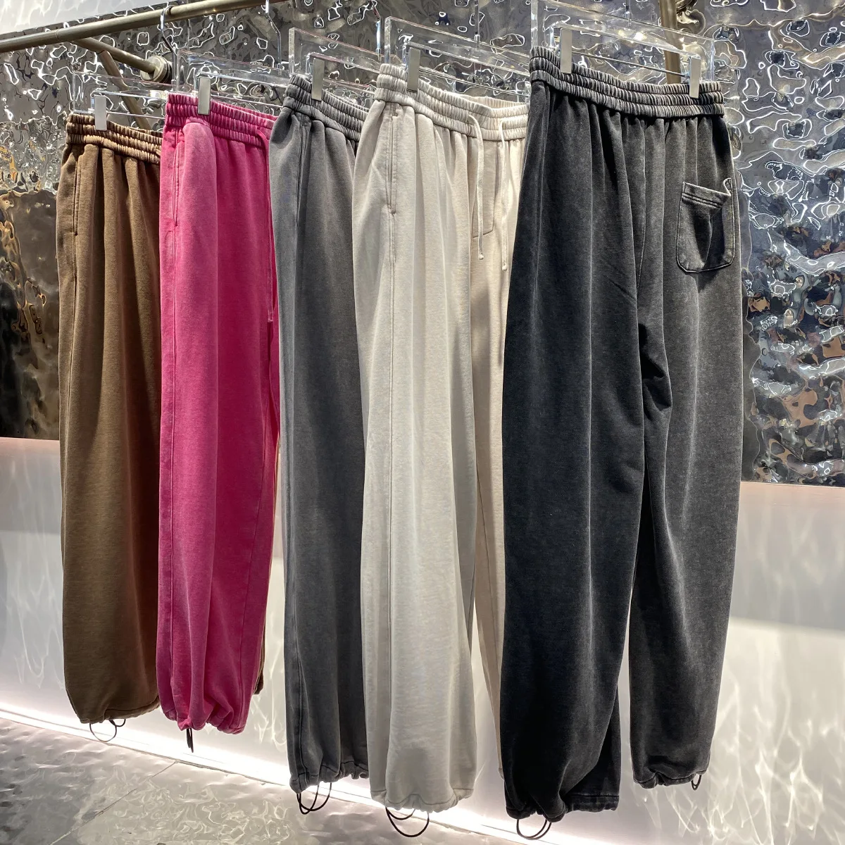2026 neue Herren-Freizeithose aus reiner Baumwolle mit Batikmuster und Taschen, weicher und bequemer Stoff, der das ganze Jahr über getragen werden kann Image