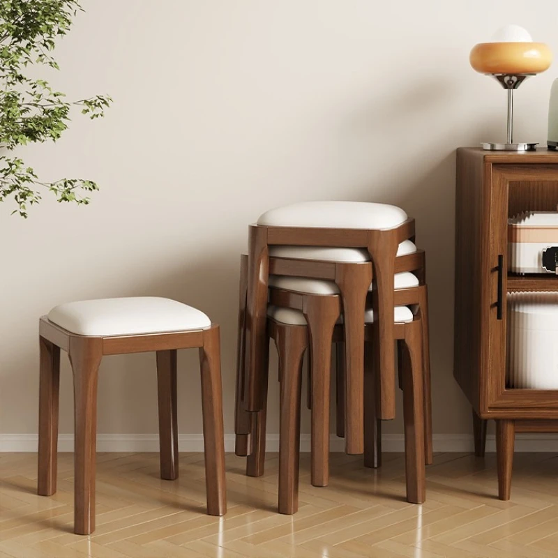 Moderner, gepolsterter Ottomane-Fußhocker aus massivem Holz, stapelbarer Esszimmerhocker mit hochelastischem Schaumstoff, bequeme Holzbank