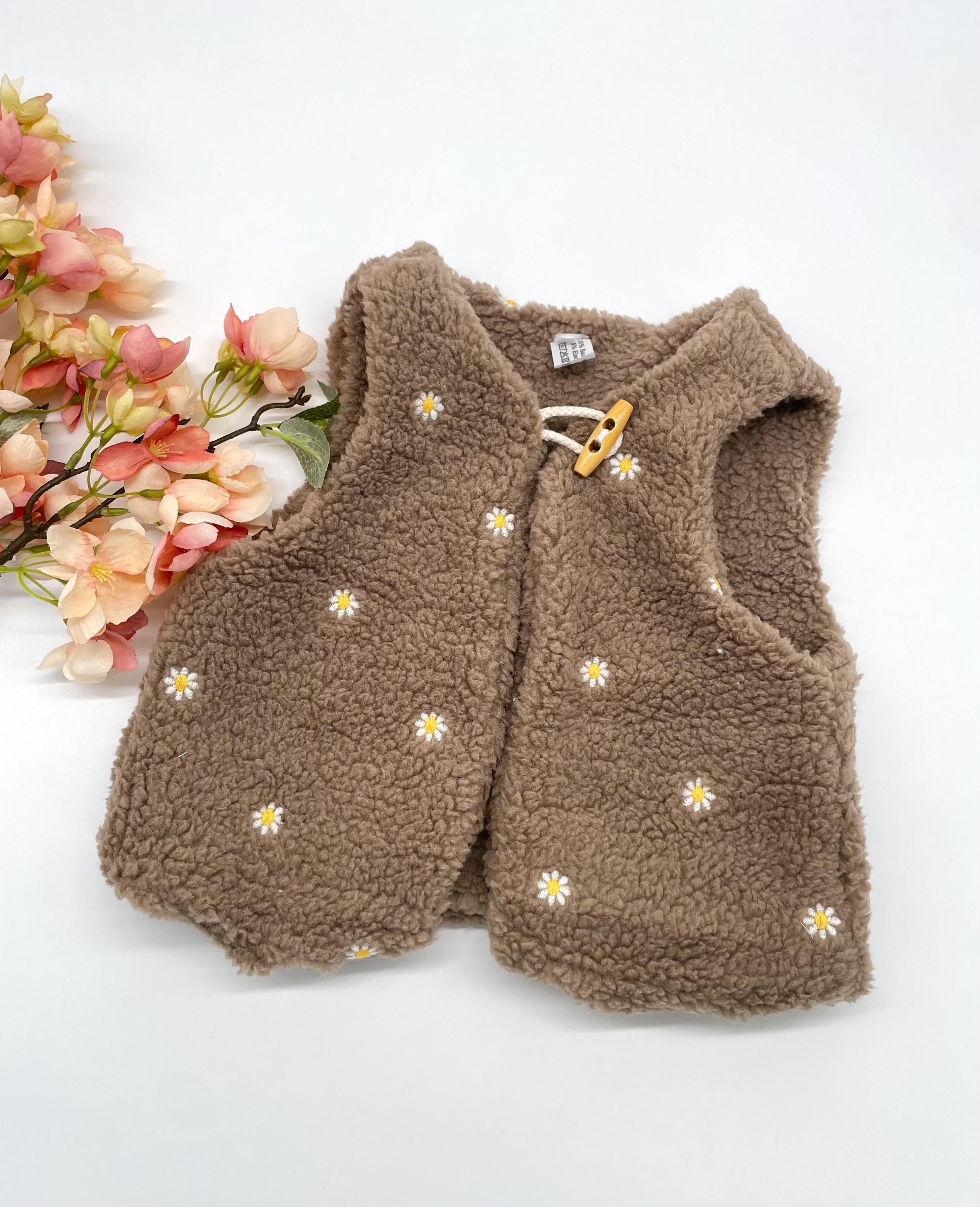 Kinder Weste Teddy Boucle | Kuschelweste Teddy mit Blumen | Jungen Mädchen Weste Herbst Winter | Warme Weste | Größenauswahl Gr 74-146