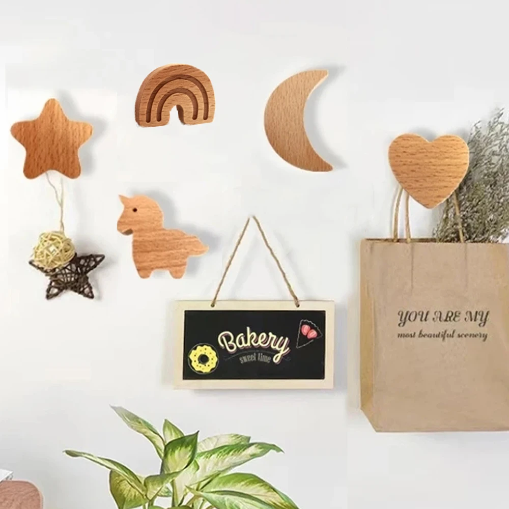 1PC Neue Cartoon Holz Haken Kreative Sterne Mond Wolke Tier Haken Kleiderschrank Aufhänger Kinderzimmer Decora Haken Hause küche Zugriffs