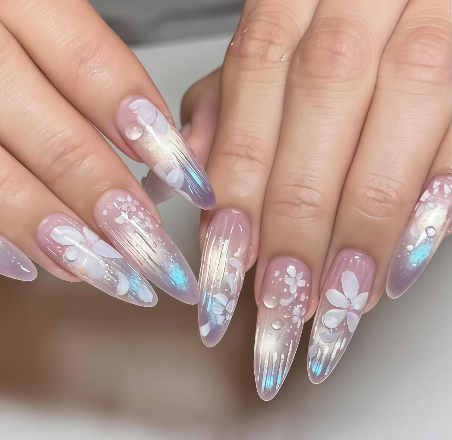 Unghie da sposa, unghie dipinte a mano con fiori bianchi, unghie finte personalizzate, unghie 3D, unghie rosse, unghie acriliche, unghie finte, nail a