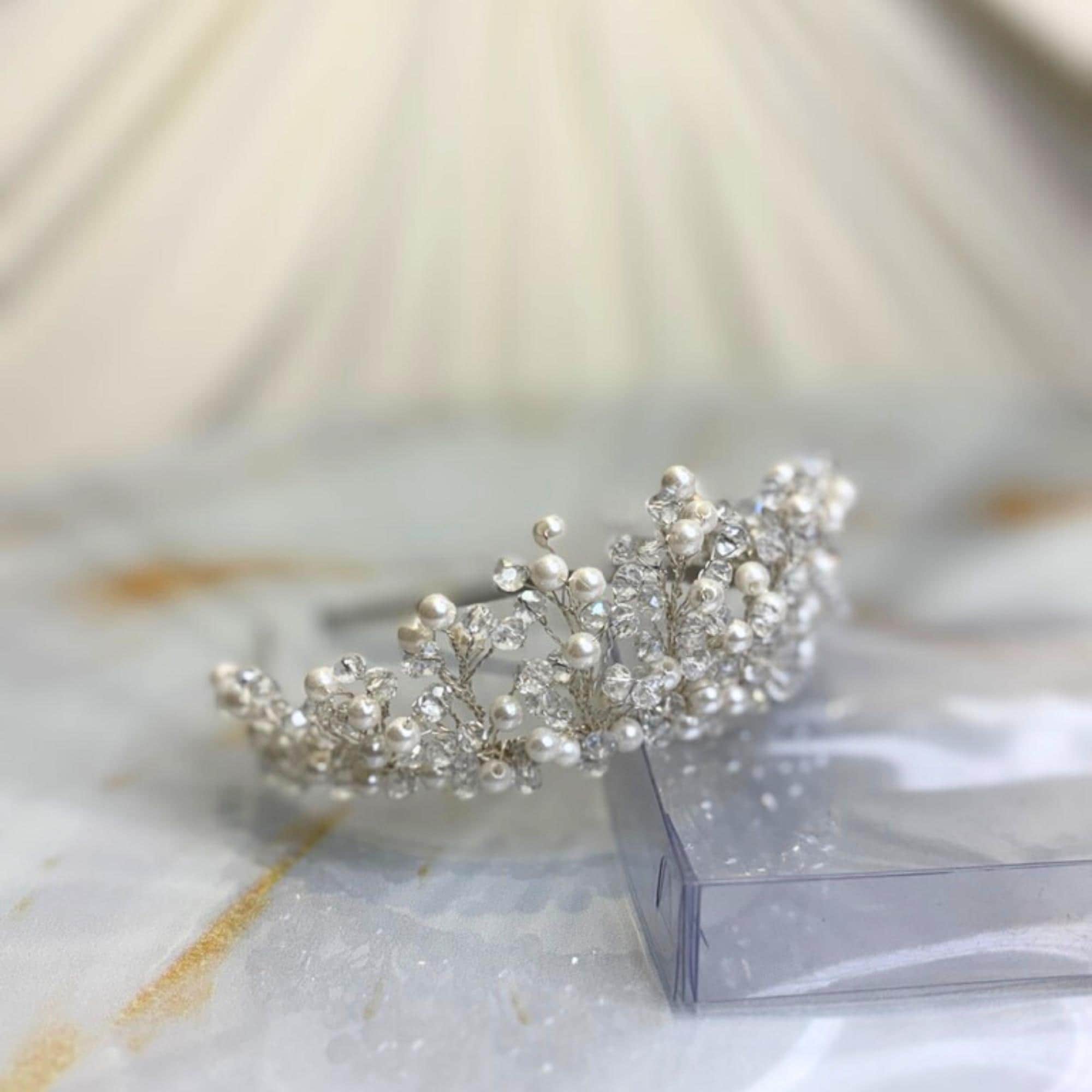 Tiara, corona nuziale di cristalli e perle, accessori per capelli da sposa